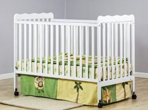 5. Dream On Me Classic 2 in 1 Convertible Stationary Side Crib